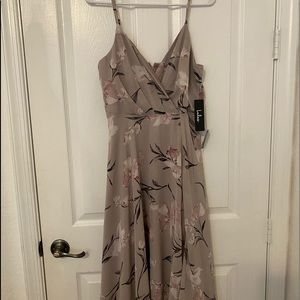 Mauve LuLus dress never worn!